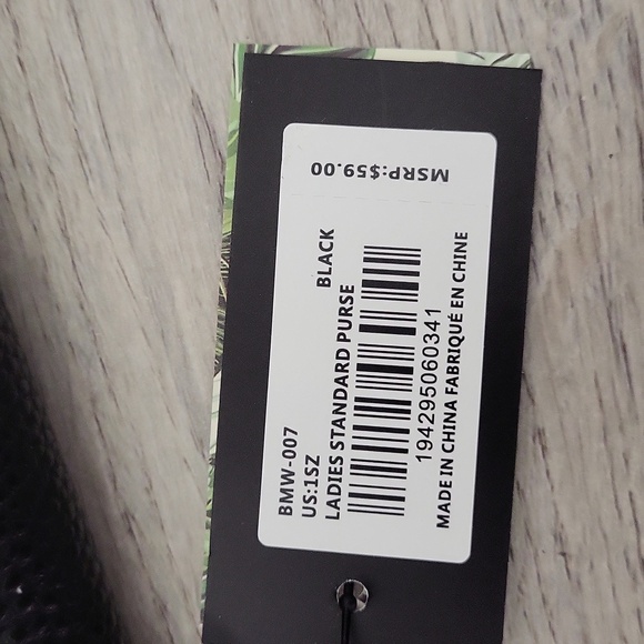 Badgley Mischka Black Vegan‎ Leather Wallet Clutch Full Zip Pebbled Sleek NEW - Picture 5 of 13